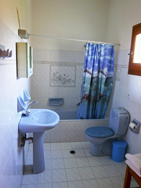 Paraskevi Apartments Ypsos Rum bild